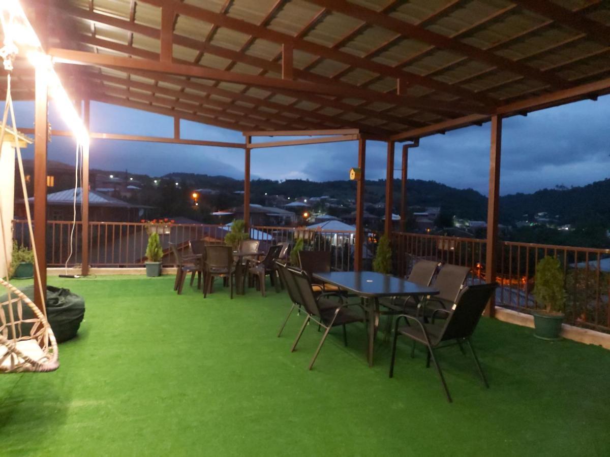 קוטאיסי Guest House Royal Comfort With Terrace מראה חיצוני תמונה