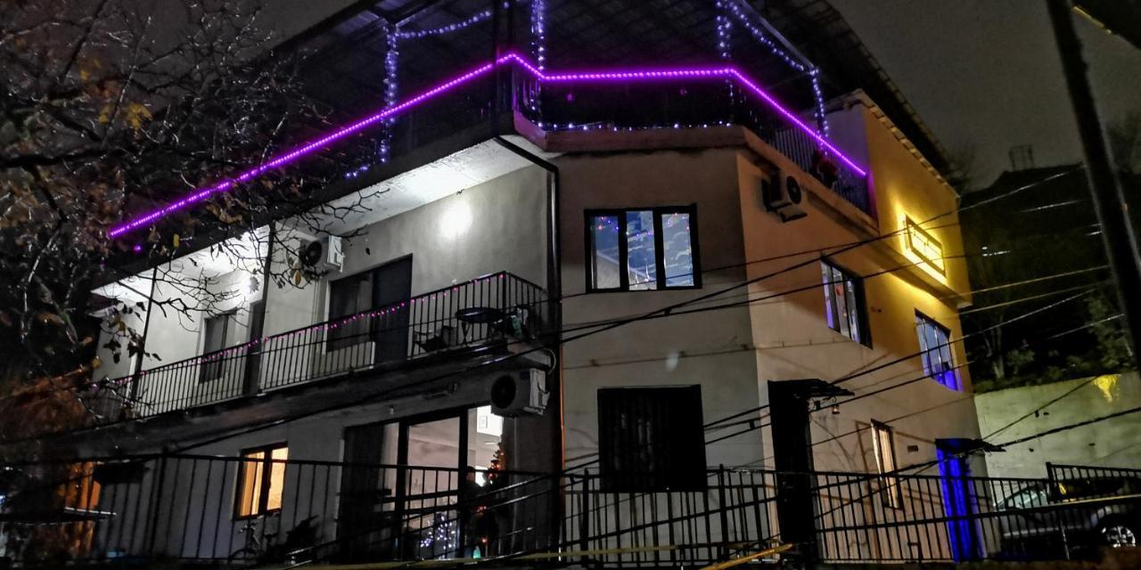 קוטאיסי Guest House Royal Comfort With Terrace מראה חיצוני תמונה